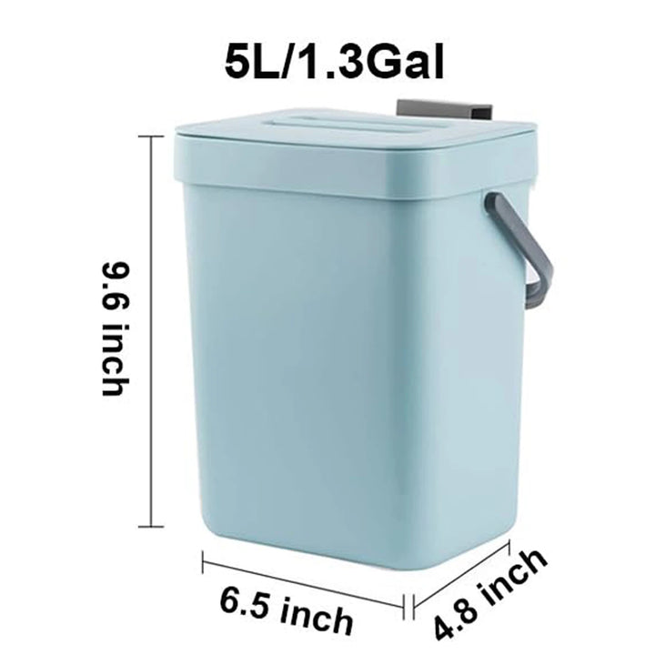 Plastic trash can